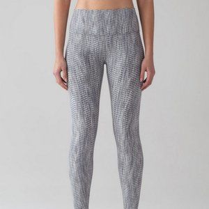 Lululemon Luon Arrow Hi-Rise 28" Tight Sz. 2